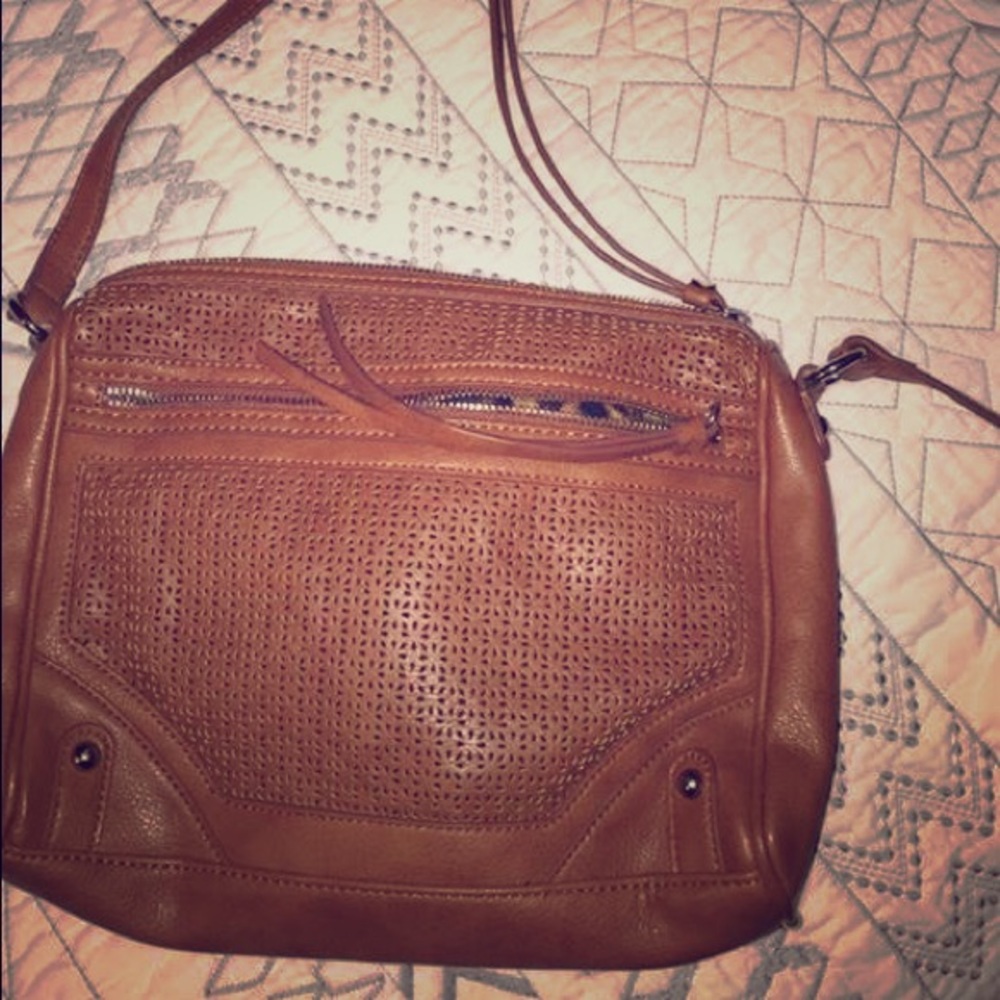 Jessica Simpson crossbody